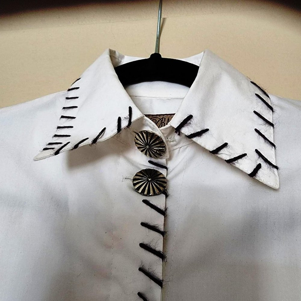 Double D Ranchwear White Shirt with Whipstiching and Concho Buttons Size S